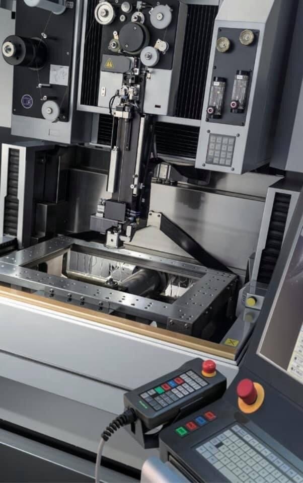 ELETTROEROSIONE A FILO ARTICOLO MECCANICA NEWS dicembre 2021