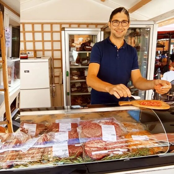 20b0750e-9d8b-41c7-8868-c595b96c1966 20b0750e-9d8b-41c7-8868-c595b96c1966