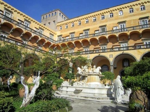 napoli san gregorio chiostro.jpeg