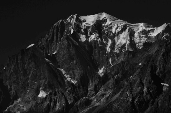 ale 32_01.jpeg ale 32_01.jpeg