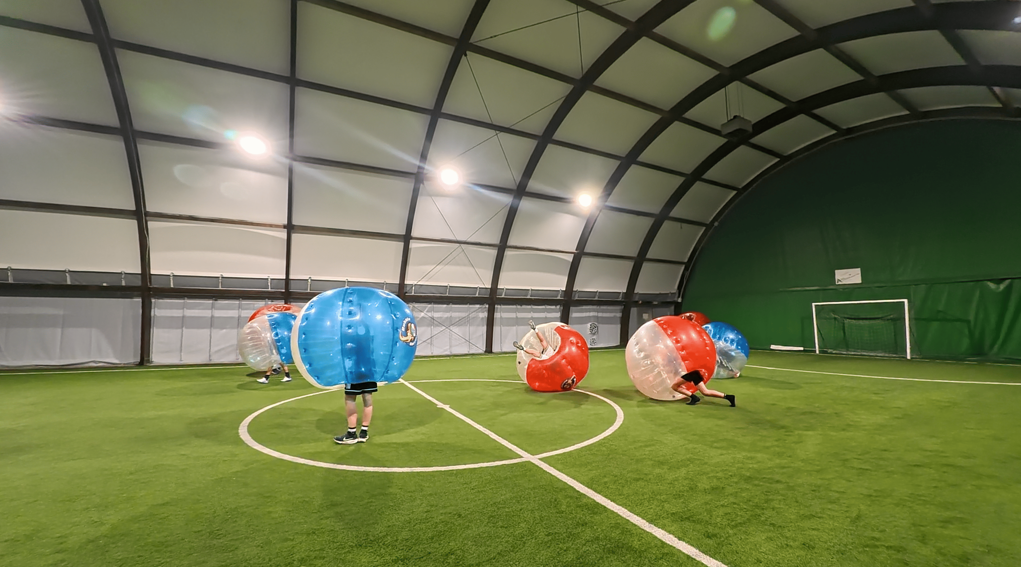 Perch&eacute; i centri sportivi dovrebbero acquistare le Bubble di Bubble Soccer Italia