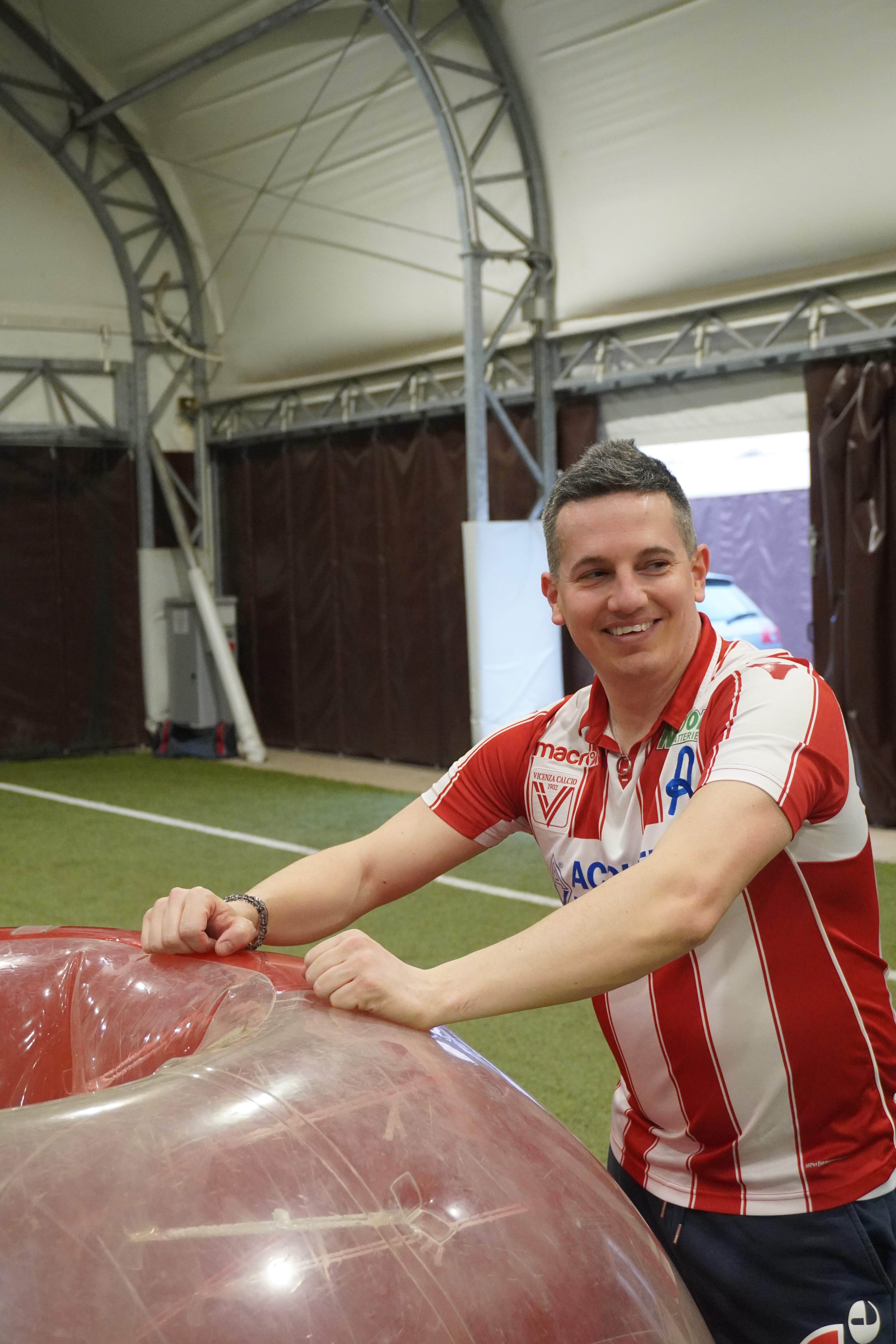 Addio al Celibato a Bologna: Bubble Soccer, Risate e Sfide Assurde