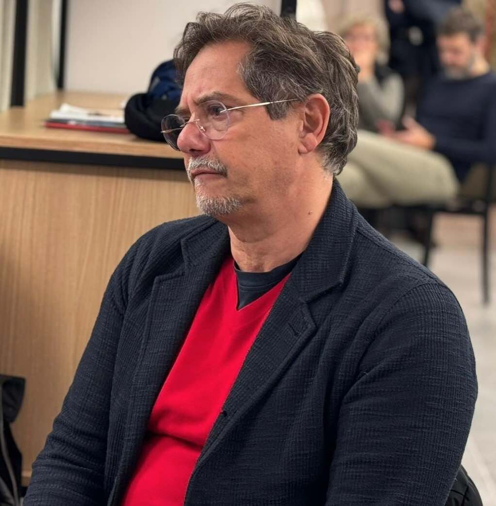 martines.jpeg martines.jpeg