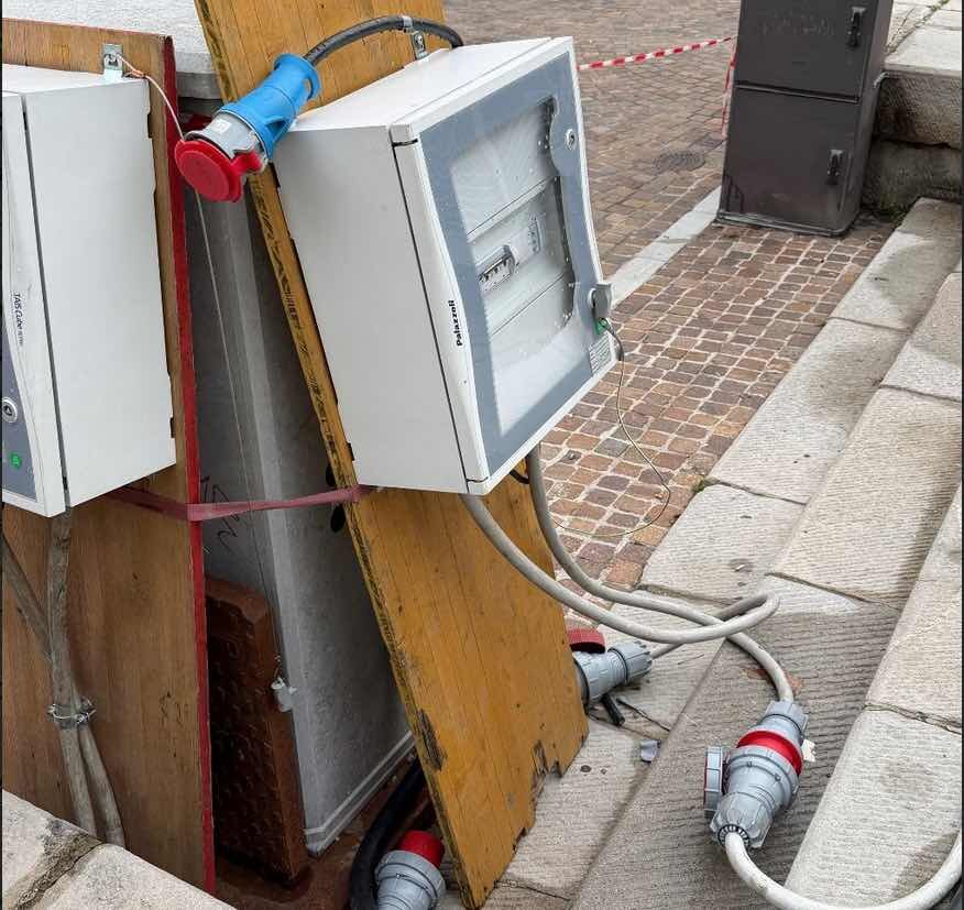 cinque.jpeg cinque.jpeg