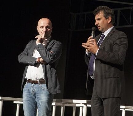 zampa.jpeg zampa.jpeg