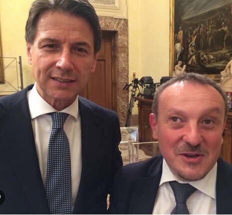 conte.jpeg conte.jpeg