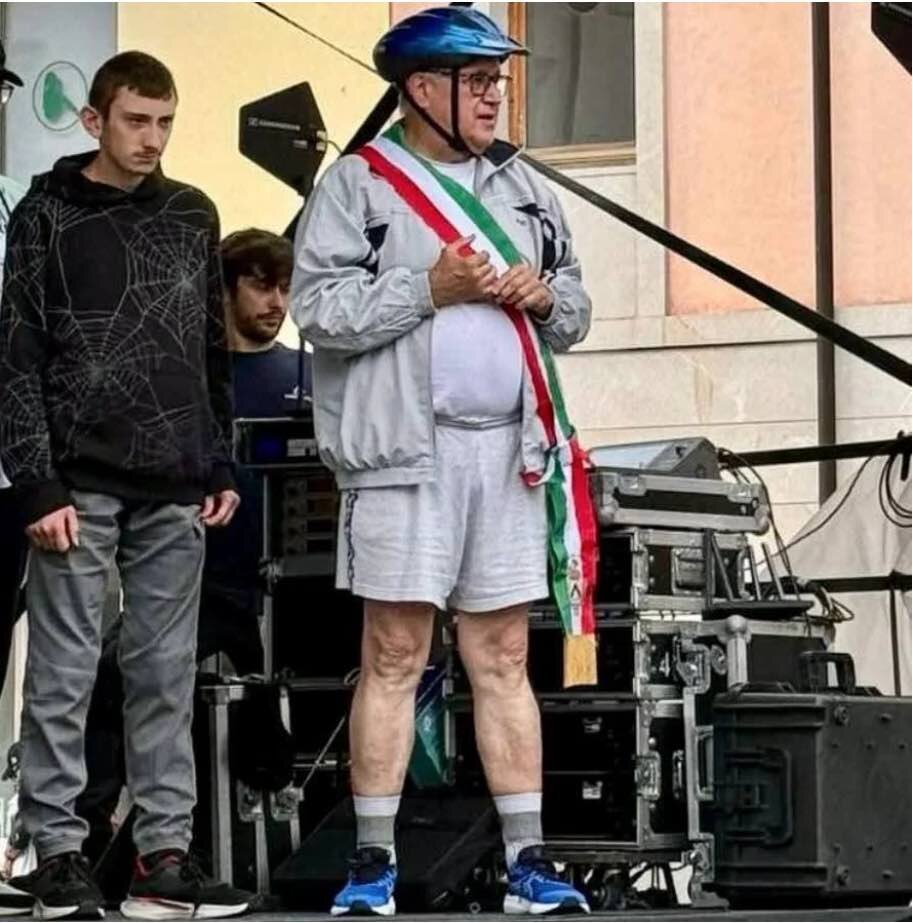 de-toni.jpeg de-toni.jpeg