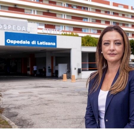 IL SILENZIO DELLA POLITICA LATISANESE SUI COSTI ESORBITANTI DELL'ESTERNALIZZAZIONE DELLE RADIOLOGIE