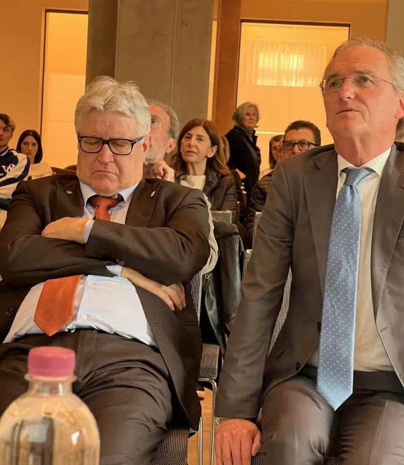 IL LETARGO DI DE TONI POTREBBE SCONFIGGERE I PARENTI SERPENTI DEL CENTRODESTRA