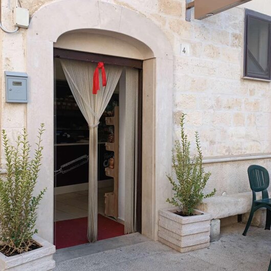 ingresso negozio.jpeg