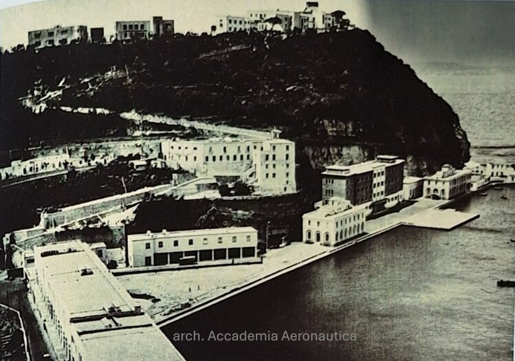 spazi accademia aeronautica nisida.jpeg