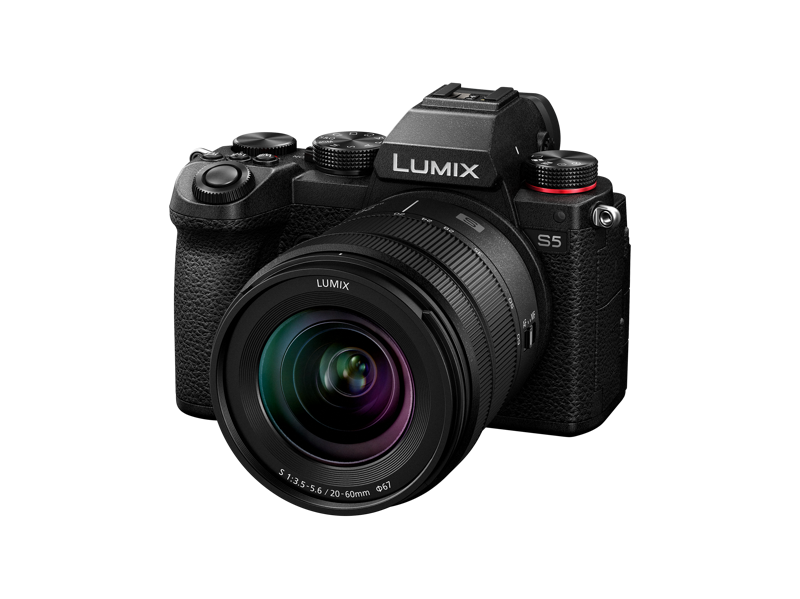 panasonic-lumix-s5-s-2060mm-f3556