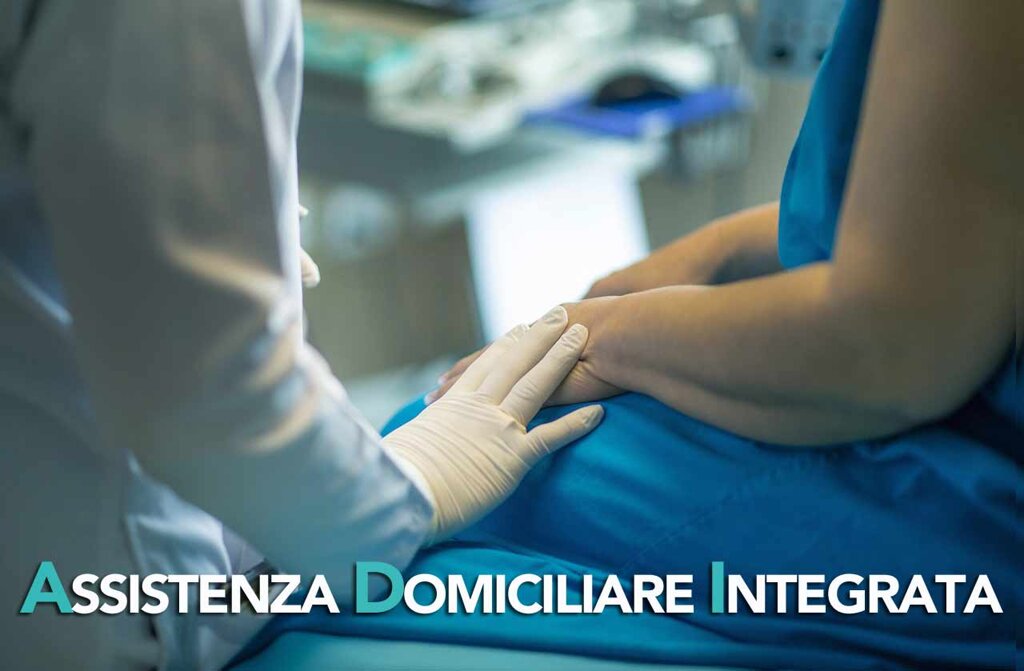 Una donna malata assistita da un operatore sanitario del Consorzio ADI Liburia Care