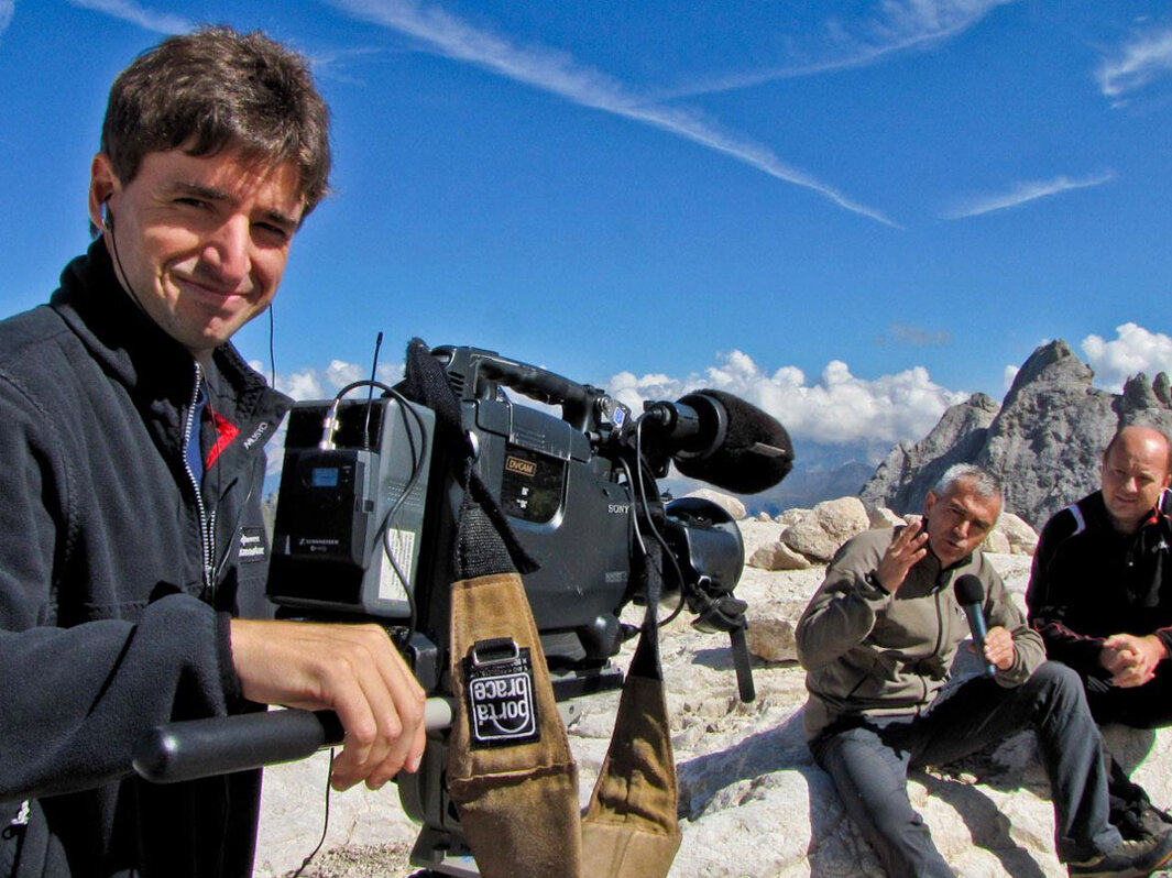 back_riprese_video_1.jpeg back_riprese_video_1.jpeg