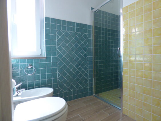 bagno camera melograno 1 (2).jpeg