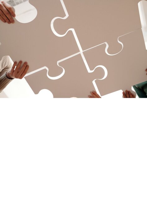 la cooperativa di comunità l'aès è attiva nella manutenzione del verde per clienti privati __e in supporto all'amministrazione comunale. gestiamo al punto, un bar e negozio di alimentari nella fra (1) copia 3.jpeg