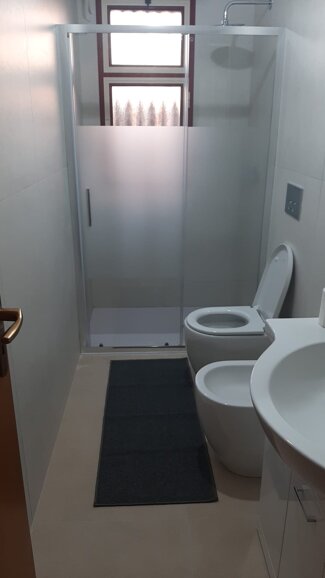 bagno 2.jpeg bagno 2.jpeg