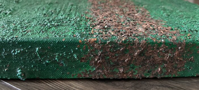 detail of the textured painting's thickness