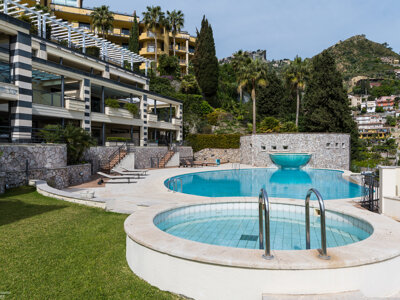 Advertising for Taormina Holidays - Taormina (Me)