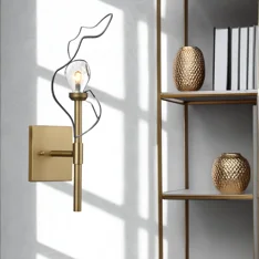 Telaio per ventola in filo di ferro con profilo decorativo simmetrico e linee curve ispirate allo stile classico