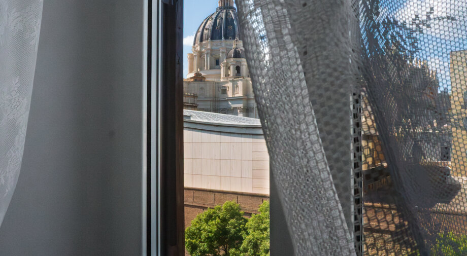 _5085243-migliorato-nr.jpeg _5085243-migliorato-nr.jpeg