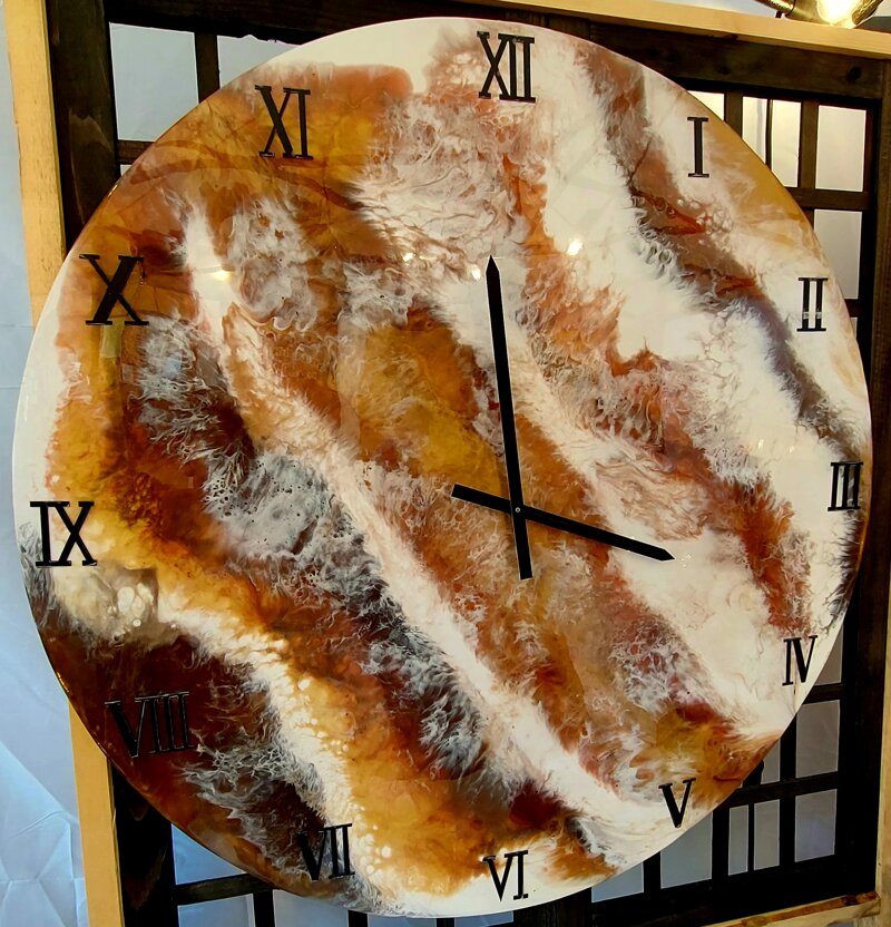 orologio-da-parete-in-legno-e-resina