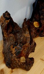 lampada-artigianale-in-radice-di-ulivo-e-juta