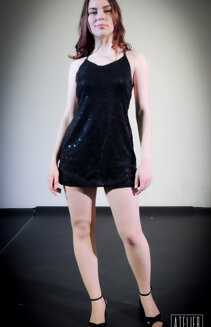 OBR-C27 vestito nero con paillettes
