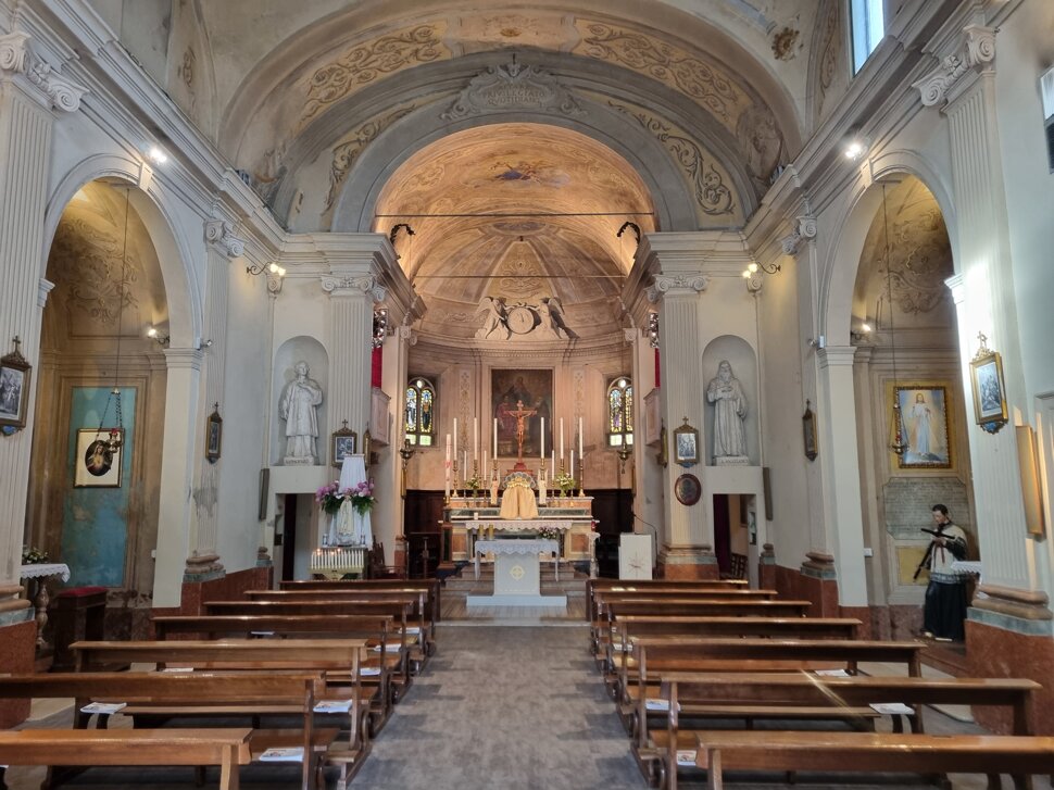 Interno chiesa