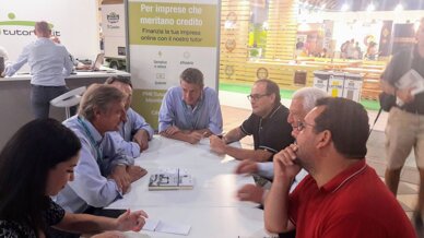 b4611bae-d76f-4677-af0d-59b32f903759