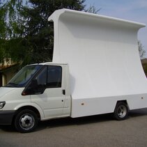 Vela Pubblicitaria su camion Ford Transit
