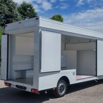 Autonegozio su Camion Renault Nuovo Master