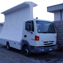 Vela Pubblicitaria su camion Nissan Atleon