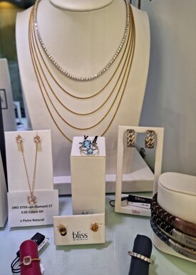 f5ebe44395b4a4436170e7809db48e21798d24e1