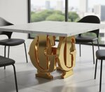 tavolo-quadrato-in-marmo-e-base-con-logo-gi