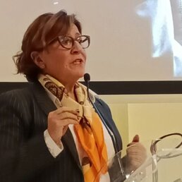 Dott.ssa Elisabetta Trenta Rapporti con il Parlam