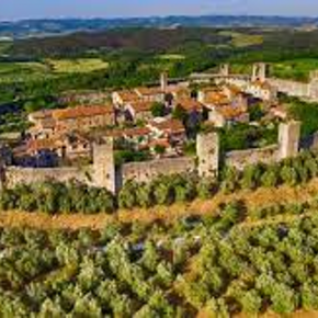 MONTERIGGIONI BORGO MEDIOEVALE (SI)