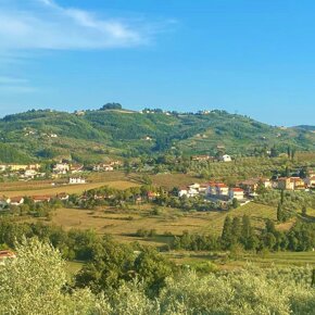 CASA TRANQUILLA IN COLLINA VICINO A FIRENZE
