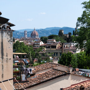 Vista dalla cucina sul Duomo e sul Campanile