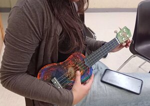 maestra%20violino.jpeg maestra%20violino.jpeg