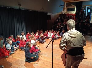 cetre%20ed%20ukuleles%20costruiti.jpeg cetre%20ed%20ukuleles%20costruiti.jpeg