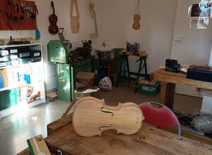 scrivania%20archettaio%201.jpeg scrivania%20archettaio%201.jpeg