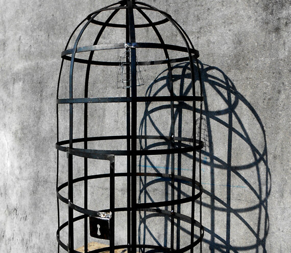 La menzogna Iron/ferro, 2013
