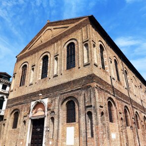 EDIFICIO DELLA MISERICORDIA EDIFICIO DELLA MISERICORDIA