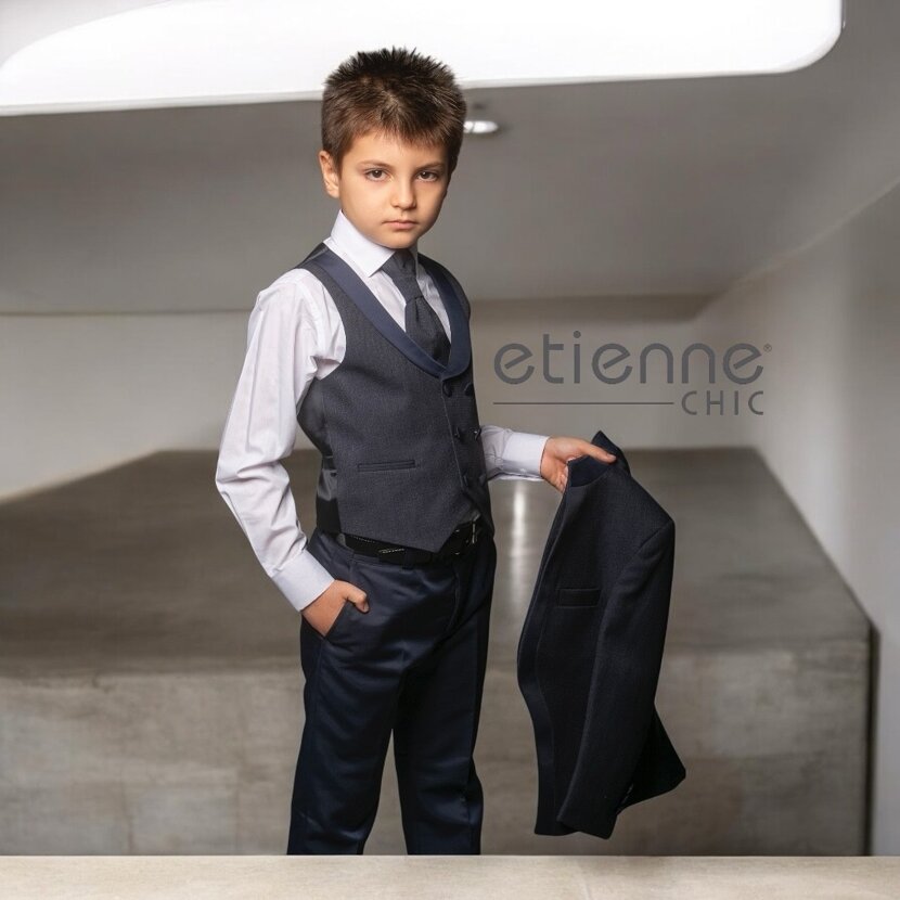 La nuova collezione 2025 � disponibile nei migliori punti vendita