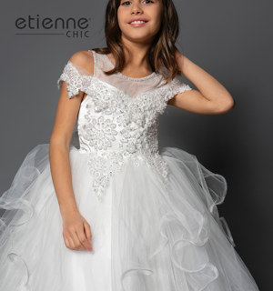 etiennechic_14e3311canapa_14e3106avorio_cvetrina