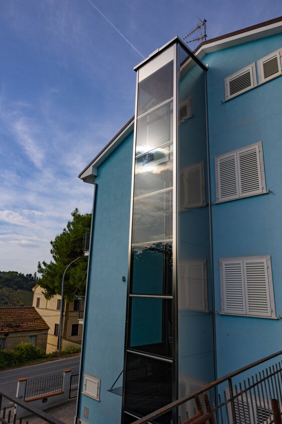 6d4ea3f6-850a-4120-a5f8-d6518435b41a 6d4ea3f6-850a-4120-a5f8-d6518435b41a