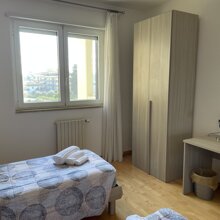 Camera da letto con due letti singoli