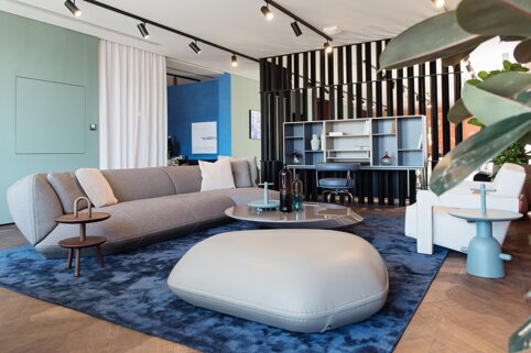 floriana pastore interior design, interior design studio milano, showroom interior designer, high-end showroom designer, luxury interior designer, villa interior designer, Dubai interior designer, italian interior designer, italian style majilis, furniture showroom layout designer, furniture set layout designer, furniture showroom stylist