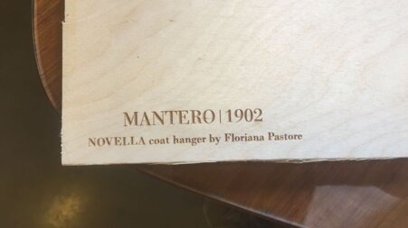gruccia santa maria novella, souvenir firenze, florence souvenir, souvenir design, italian souvenir, souvenir designer, coat hanger design, floriana pastore design, floriana pastore designer, wooden coat hanger design, architectural product design, italian product designer